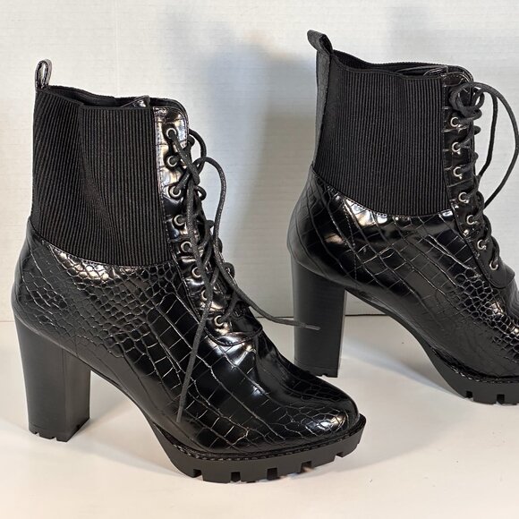 Women's size 11 black boots - Picture 1 of 16